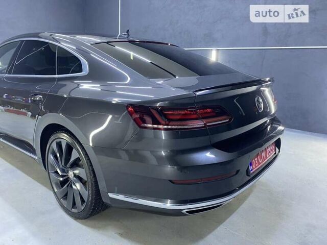 Серый Фольксваген Arteon, объемом двигателя 2 л и пробегом 174 тыс. км за 28900 $, фото 26 на Automoto.ua