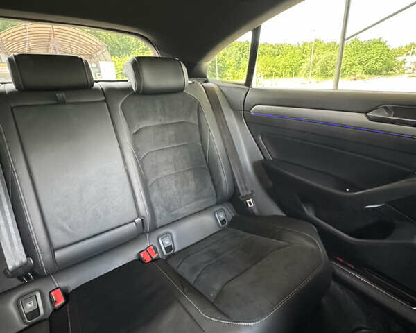 Серый Фольксваген Arteon, объемом двигателя 2 л и пробегом 158 тыс. км за 30450 $, фото 51 на Automoto.ua