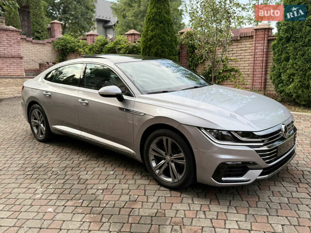 Серый Фольксваген Arteon, объемом двигателя 2 л и пробегом 54 тыс. км за 27500 $, фото 5 на Automoto.ua