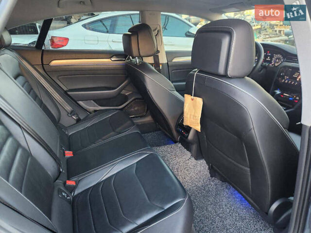 Сірий Фольксваген Arteon, об'ємом двигуна 2 л та пробігом 117 тис. км за 31500 $, фото 13 на Automoto.ua