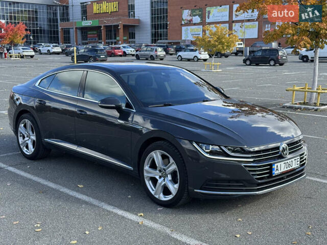 Серый Фольксваген Arteon, объемом двигателя 1.97 л и пробегом 73 тыс. км за 33200 $, фото 59 на Automoto.ua