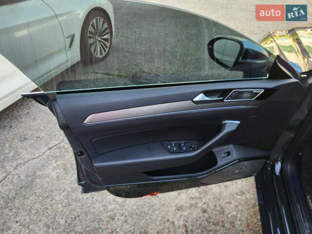 Сірий Фольксваген Arteon, об'ємом двигуна 2 л та пробігом 117 тис. км за 31500 $, фото 17 на Automoto.ua