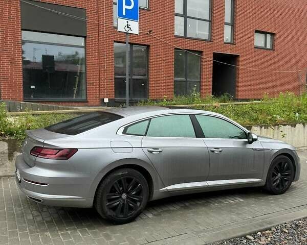 Серый Фольксваген Arteon, объемом двигателя 2 л и пробегом 39 тыс. км за 30000 $, фото 2 на Automoto.ua