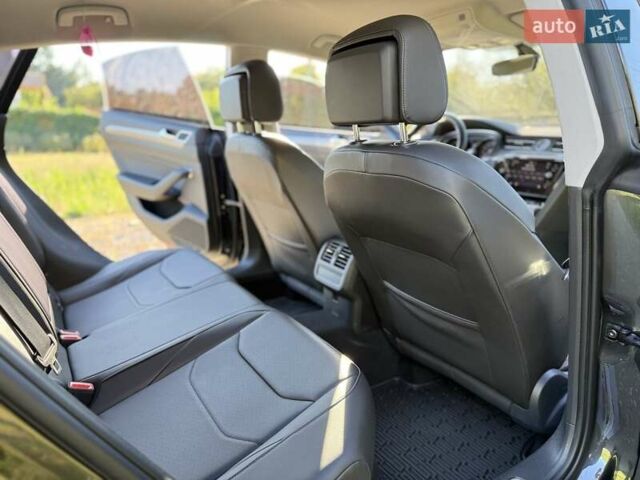Сірий Фольксваген Arteon, об'ємом двигуна 1.98 л та пробігом 97 тис. км за 25500 $, фото 12 на Automoto.ua