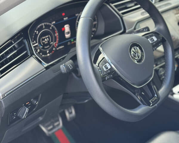 Серый Фольксваген Arteon, объемом двигателя 1.97 л и пробегом 73 тыс. км за 33200 $, фото 25 на Automoto.ua