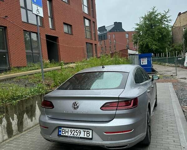 Серый Фольксваген Arteon, объемом двигателя 2 л и пробегом 39 тыс. км за 30000 $, фото 4 на Automoto.ua