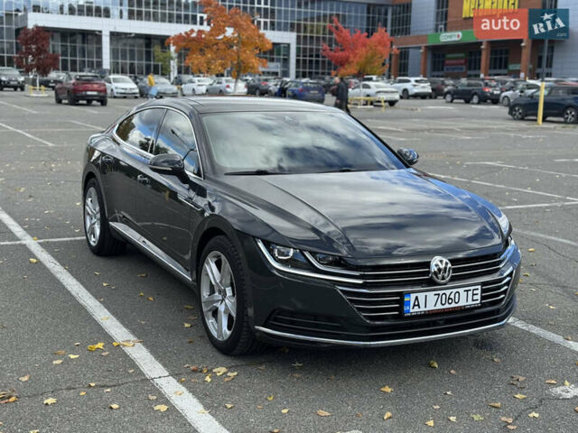 Серый Фольксваген Arteon, объемом двигателя 1.97 л и пробегом 73 тыс. км за 33200 $, фото 6 на Automoto.ua