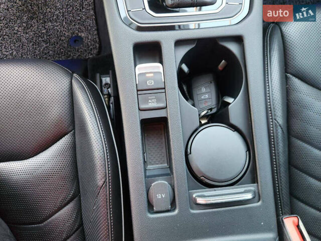 Сірий Фольксваген Arteon, об'ємом двигуна 2 л та пробігом 117 тис. км за 31500 $, фото 22 на Automoto.ua