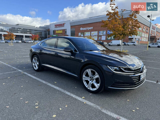 Серый Фольксваген Arteon, объемом двигателя 1.97 л и пробегом 73 тыс. км за 33200 $, фото 61 на Automoto.ua