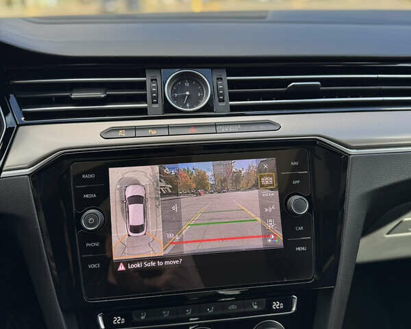 Серый Фольксваген Arteon, объемом двигателя 1.97 л и пробегом 73 тыс. км за 33200 $, фото 100 на Automoto.ua