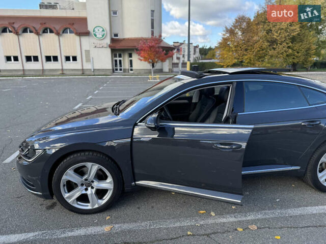 Серый Фольксваген Arteon, объемом двигателя 1.97 л и пробегом 73 тыс. км за 33200 $, фото 82 на Automoto.ua