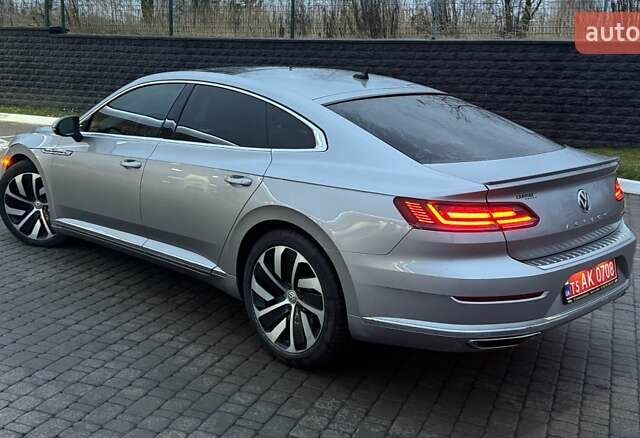 Сірий Фольксваген Arteon, об'ємом двигуна 0 л та пробігом 111 тис. км за 22000 $, фото 4 на Automoto.ua