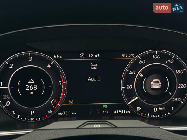 Сірий Фольксваген Arteon, об'ємом двигуна 2 л та пробігом 43 тис. км за 26950 $, фото 8 на Automoto.ua