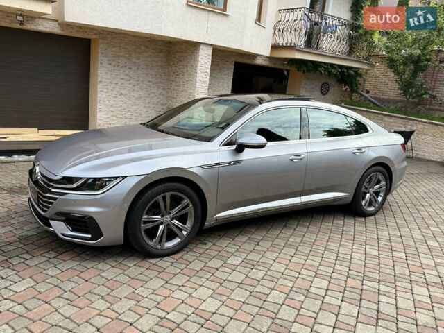 Серый Фольксваген Arteon, объемом двигателя 2 л и пробегом 54 тыс. км за 27500 $, фото 12 на Automoto.ua