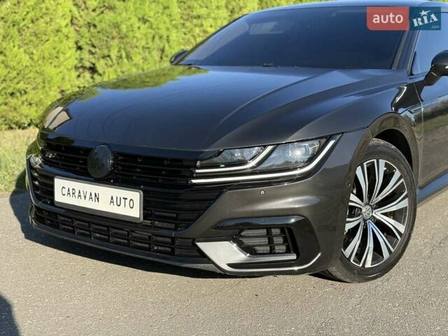 Сірий Фольксваген Arteon, об'ємом двигуна 1.98 л та пробігом 97 тис. км за 25500 $, фото 3 на Automoto.ua