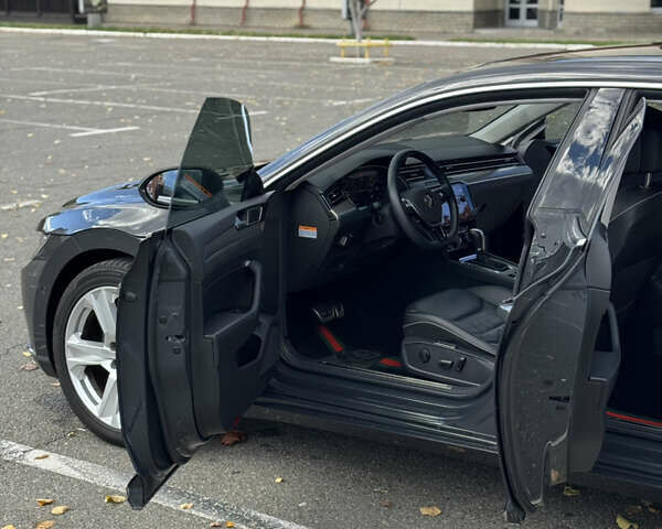 Серый Фольксваген Arteon, объемом двигателя 1.97 л и пробегом 73 тыс. км за 33200 $, фото 19 на Automoto.ua