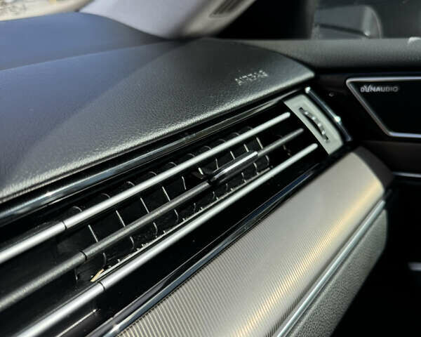 Серый Фольксваген Arteon, объемом двигателя 1.97 л и пробегом 73 тыс. км за 33200 $, фото 105 на Automoto.ua