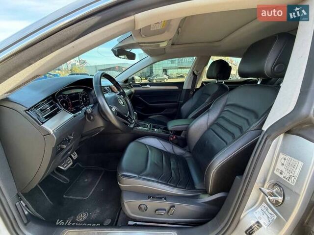 Фольксваген Arteon 2019 в Кривом Роге на Automoto.ua Серый Фольксваген Arteon, объемом двигателя 2 л и пробегом 123 тыс. км за 27800 $, фото 34 на Automoto.ua