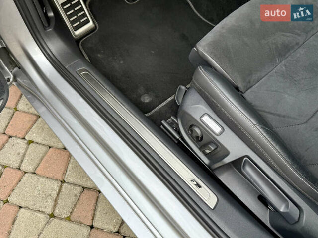 Серый Фольксваген Arteon, объемом двигателя 2 л и пробегом 54 тыс. км за 27500 $, фото 26 на Automoto.ua