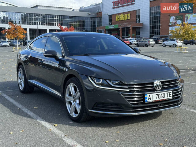 Серый Фольксваген Arteon, объемом двигателя 1.97 л и пробегом 73 тыс. км за 33200 $, фото 58 на Automoto.ua
