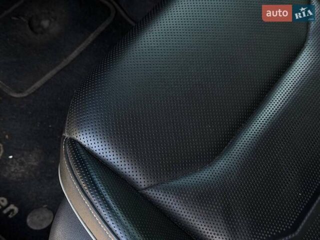 Фольксваген Arteon 2019 в Кривом Роге на Automoto.ua Серый Фольксваген Arteon, объемом двигателя 2 л и пробегом 123 тыс. км за 27800 $, фото 42 на Automoto.ua