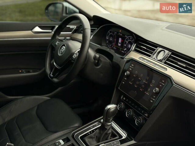 Сірий Фольксваген Arteon, об'ємом двигуна 2 л та пробігом 43 тис. км за 26950 $, фото 6 на Automoto.ua