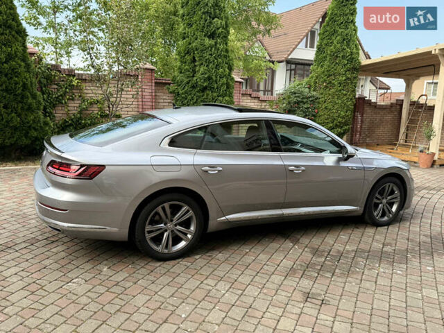 Серый Фольксваген Arteon, объемом двигателя 2 л и пробегом 54 тыс. км за 27500 $, фото 7 на Automoto.ua