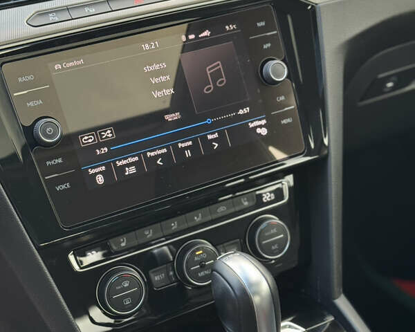 Серый Фольксваген Arteon, объемом двигателя 1.97 л и пробегом 73 тыс. км за 33200 $, фото 24 на Automoto.ua