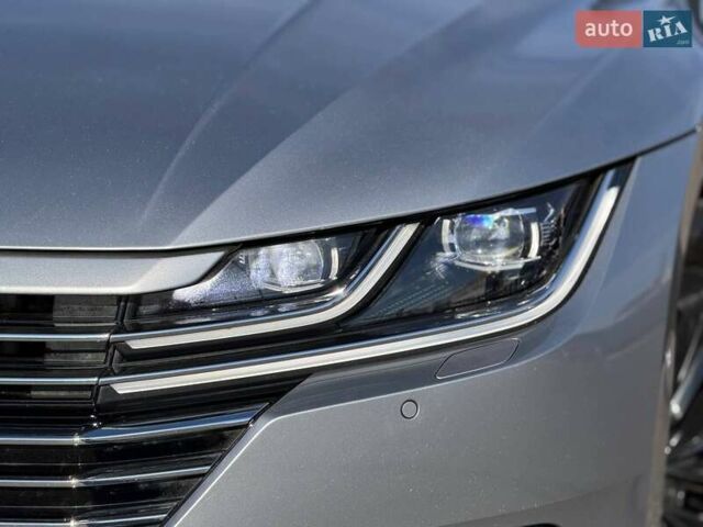 Фольксваген Arteon 2019 в Кривом Роге на Automoto.ua Серый Фольксваген Arteon, объемом двигателя 2 л и пробегом 123 тыс. км за 27800 $, фото 5 на Automoto.ua