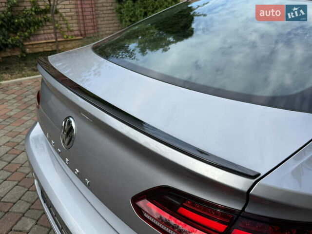 Серый Фольксваген Arteon, объемом двигателя 2 л и пробегом 54 тыс. км за 27500 $, фото 33 на Automoto.ua