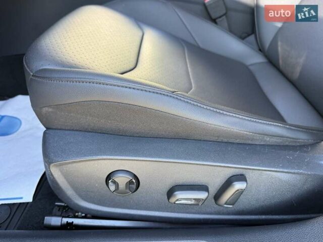 Сірий Фольксваген Arteon, об'ємом двигуна 1.98 л та пробігом 97 тис. км за 25500 $, фото 26 на Automoto.ua