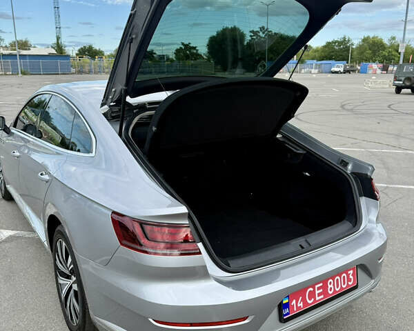 Сірий Фольксваген Arteon, об'ємом двигуна 2 л та пробігом 52 тис. км за 24500 $, фото 16 на Automoto.ua