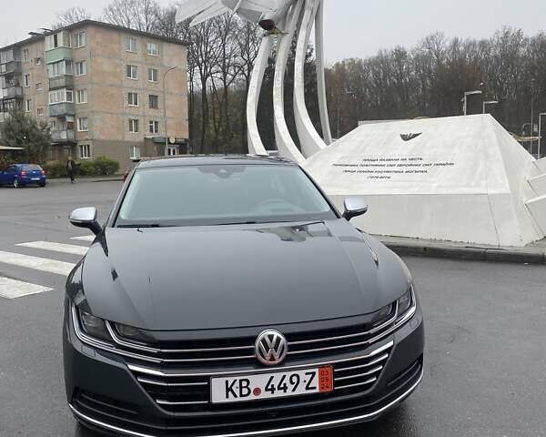 Сірий Фольксваген Arteon, об'ємом двигуна 1.97 л та пробігом 98 тис. км за 28750 $, фото 3 на Automoto.ua