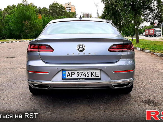 Серый Фольксваген Arteon, объемом двигателя 2 л и пробегом 166 тыс. км за 29700 $, фото 5 на Automoto.ua