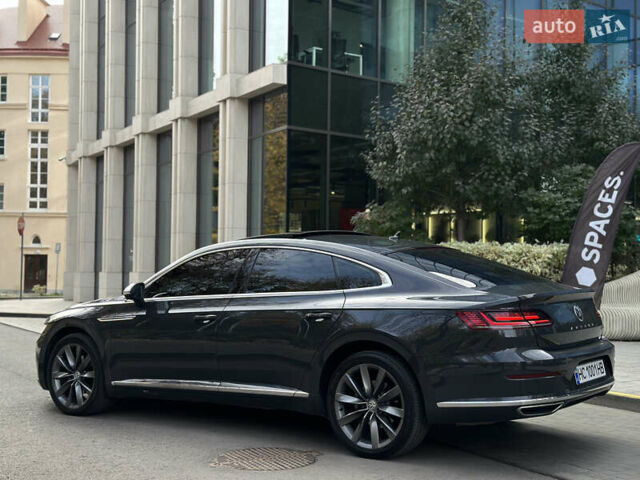 Серый Фольксваген Arteon, объемом двигателя 1.97 л и пробегом 98 тыс. км за 29700 $, фото 4 на Automoto.ua