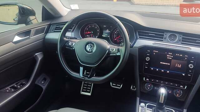 Серый Фольксваген Arteon, объемом двигателя 1.98 л и пробегом 107 тыс. км за 24700 $, фото 17 на Automoto.ua