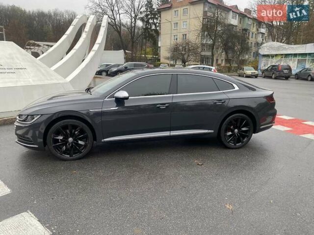 Серый Фольксваген Arteon, объемом двигателя 1.97 л и пробегом 98 тыс. км за 28250 $, фото 9 на Automoto.ua