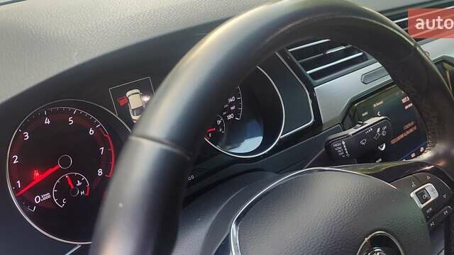 Серый Фольксваген Arteon, объемом двигателя 1.98 л и пробегом 107 тыс. км за 24700 $, фото 15 на Automoto.ua