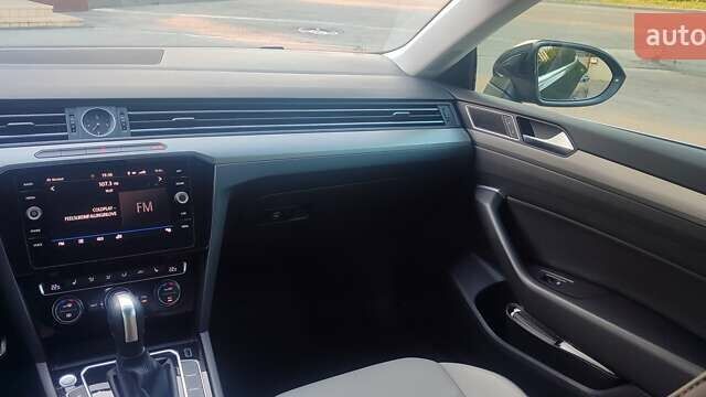 Серый Фольксваген Arteon, объемом двигателя 1.98 л и пробегом 107 тыс. км за 24700 $, фото 18 на Automoto.ua
