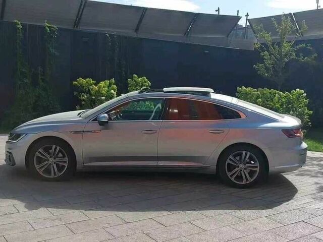 Фольксваген Arteon 2020 в Киеве на Automoto.ua Серый Фольксваген Arteon, объемом двигателя 2 л и пробегом 112 тыс. км за 23500 $, фото 3 на Automoto.ua