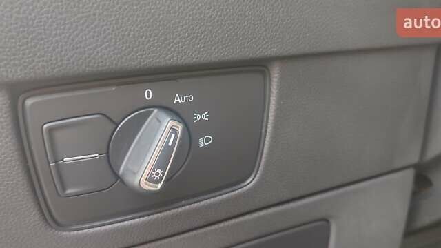 Серый Фольксваген Arteon, объемом двигателя 1.98 л и пробегом 107 тыс. км за 24700 $, фото 28 на Automoto.ua