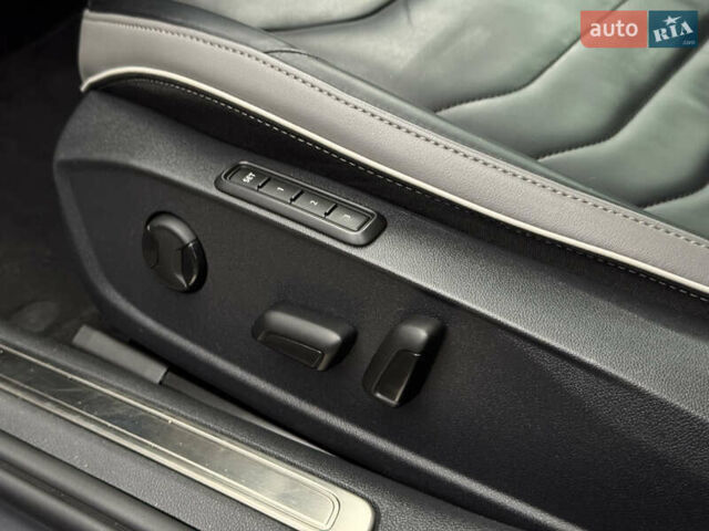 Серый Фольксваген Arteon, объемом двигателя 1.98 л и пробегом 78 тыс. км за 29900 $, фото 28 на Automoto.ua