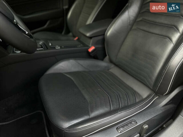 Серый Фольксваген Arteon, объемом двигателя 1.97 л и пробегом 98 тыс. км за 29700 $, фото 19 на Automoto.ua