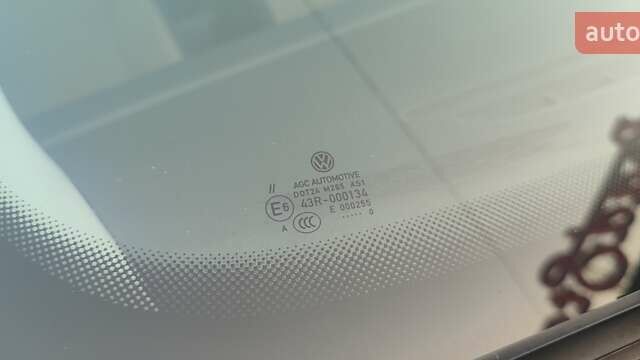 Серый Фольксваген Arteon, объемом двигателя 1.98 л и пробегом 107 тыс. км за 24700 $, фото 32 на Automoto.ua