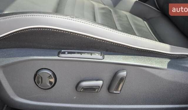 Серый Фольксваген Arteon, объемом двигателя 1.97 л и пробегом 74 тыс. км за 38000 $, фото 31 на Automoto.ua