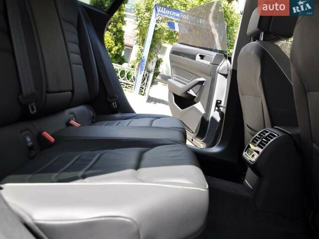 Серый Фольксваген Arteon, объемом двигателя 1.97 л и пробегом 74 тыс. км за 38000 $, фото 21 на Automoto.ua
