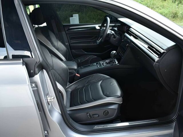 Сірий Фольксваген Arteon, об'ємом двигуна 2 л та пробігом 29 тис. км за 13500 $, фото 7 на Automoto.ua