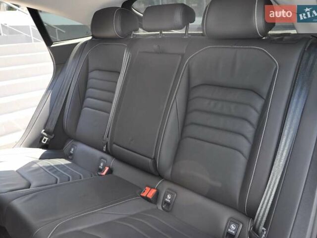 Серый Фольксваген Arteon, объемом двигателя 1.97 л и пробегом 74 тыс. км за 38000 $, фото 19 на Automoto.ua