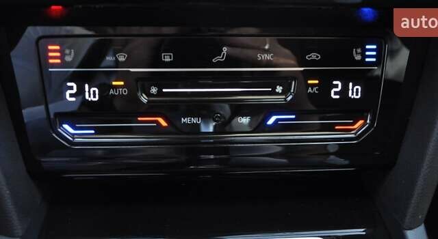 Серый Фольксваген Arteon, объемом двигателя 1.97 л и пробегом 74 тыс. км за 38000 $, фото 50 на Automoto.ua