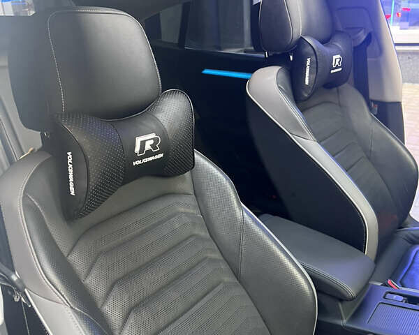 Сірий Фольксваген Arteon, об'ємом двигуна 1.97 л та пробігом 59 тис. км за 37800 $, фото 40 на Automoto.ua